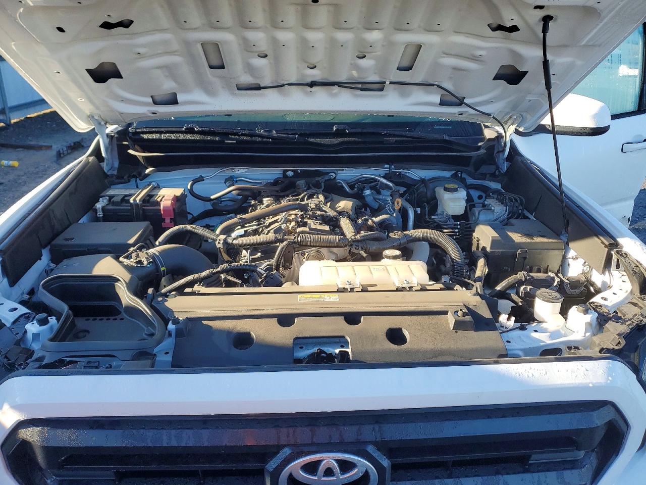 2024 TOYOTA TACOMA SR5 photo 11