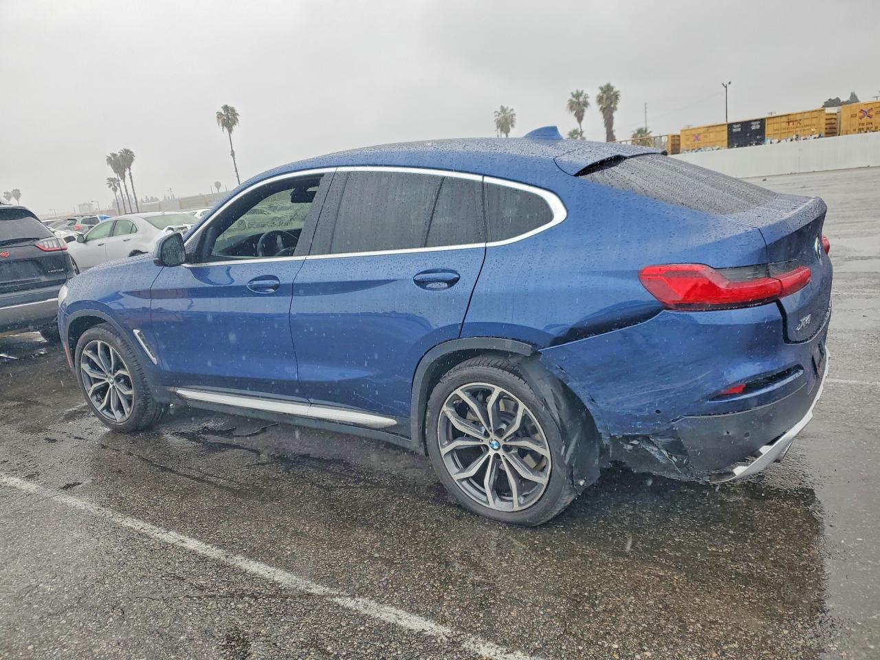 2020 BMW X4 XDRIVE30I photo 2