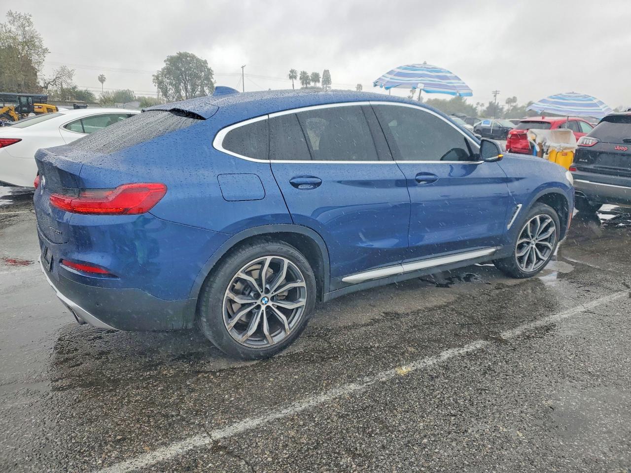 2020 BMW X4 XDRIVE30I photo 3