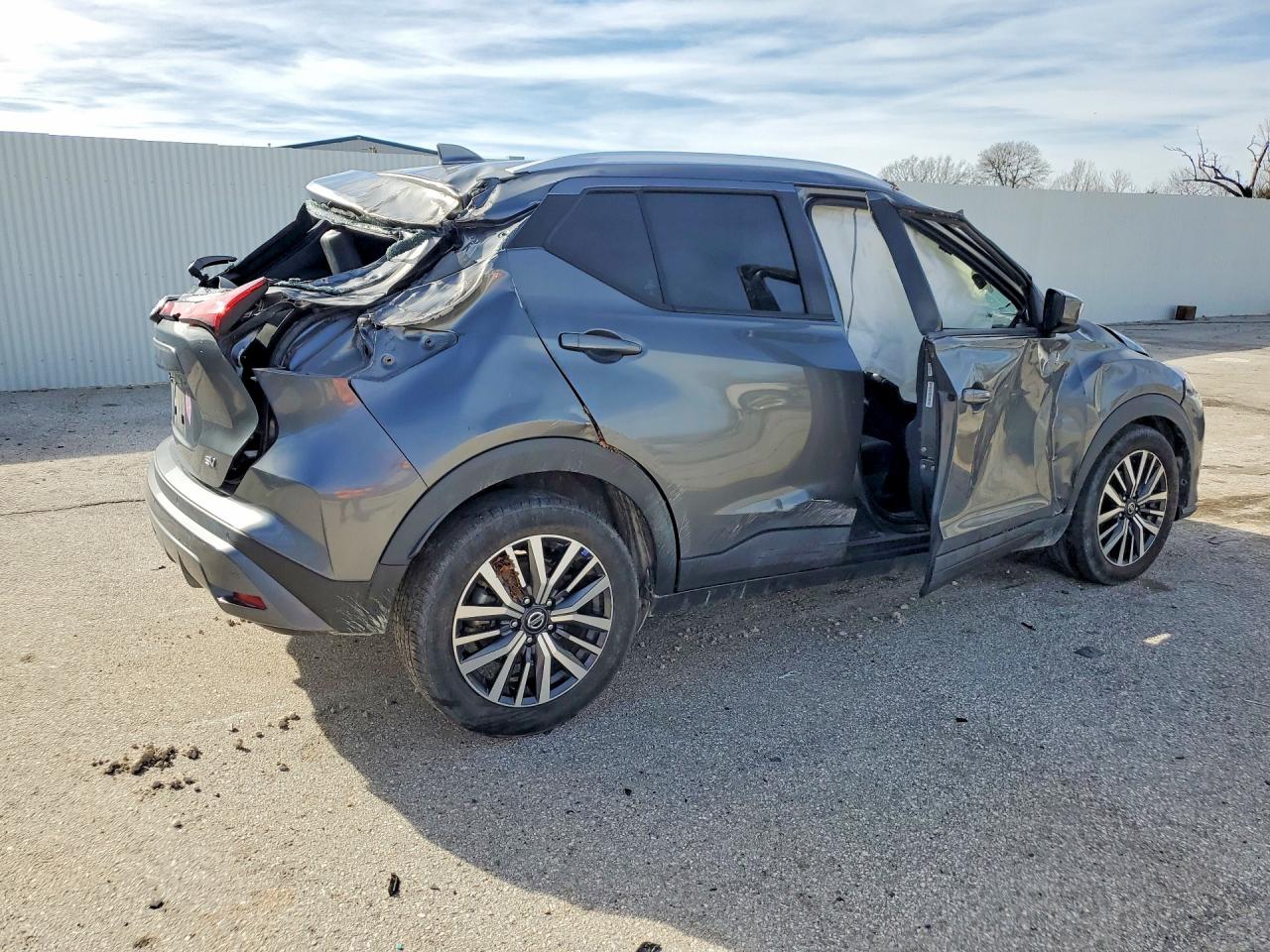 2021 NISSAN KICKS SV photo 7