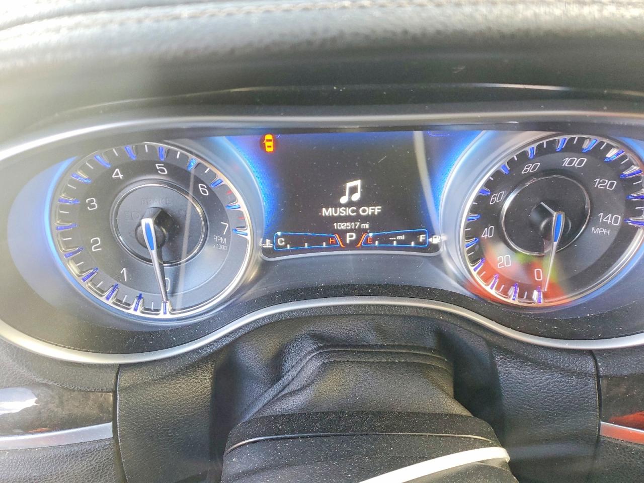 2018 CHRYSLER 300 LIMITED photo 9