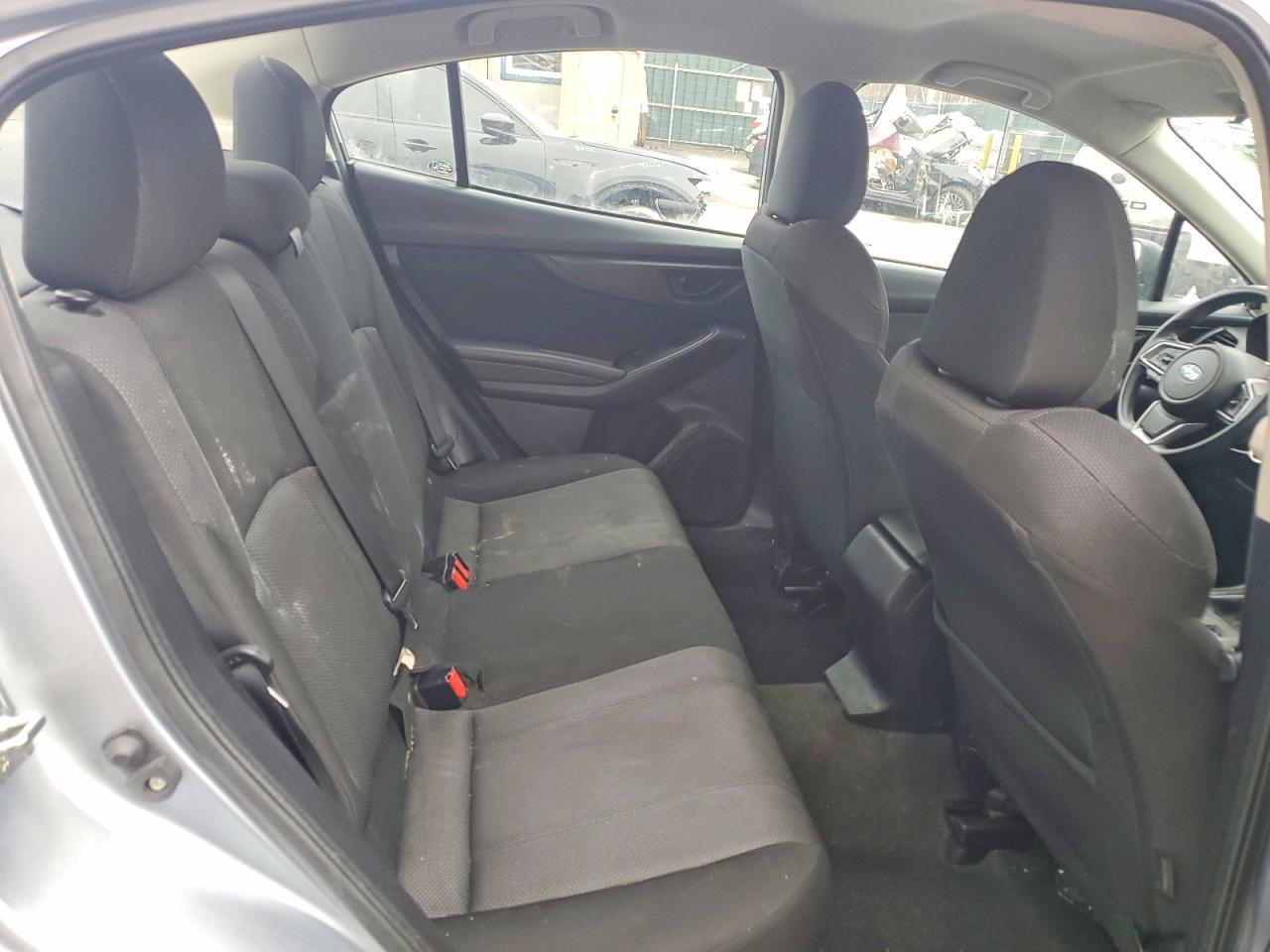2017 SUBARU IMPREZA photo 28