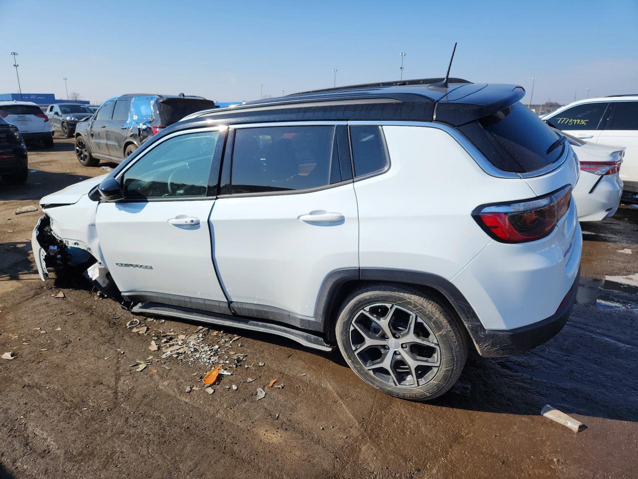 2024 JEEP COMPASS LIMITED photo 3