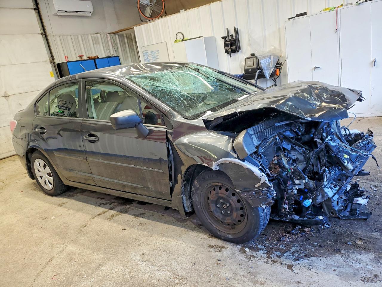 2016 SUBARU IMPREZA photo 4