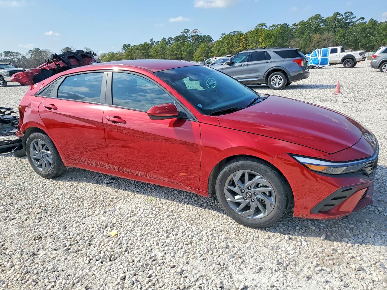 2024 HYUNDAI ELANTRA SEL photo 7
