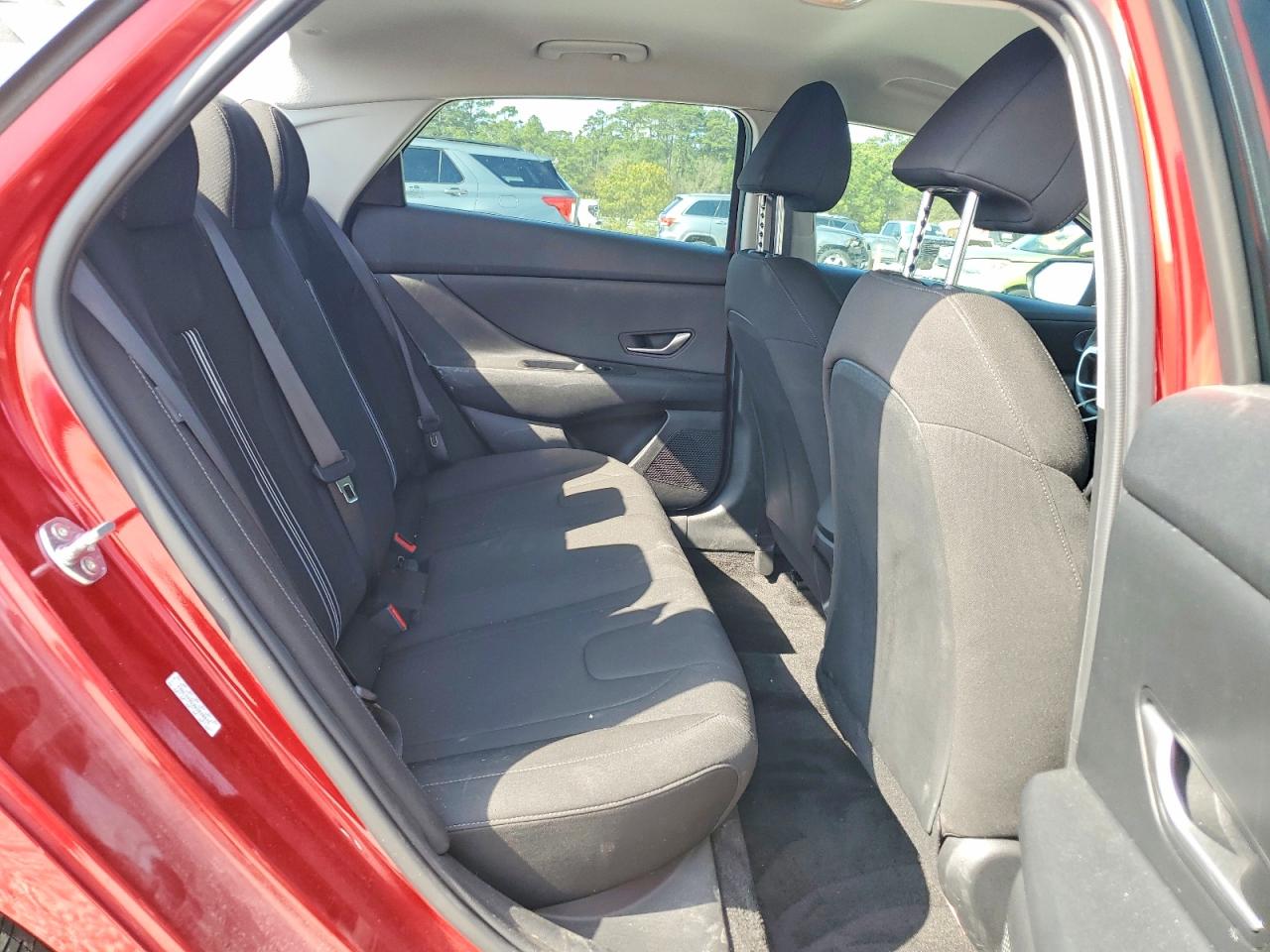 2024 HYUNDAI ELANTRA SEL photo 19
