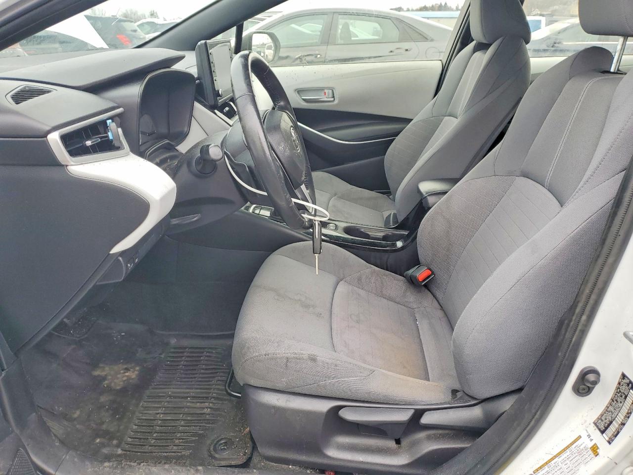 2022 TOYOTA COROLLA SE photo 13