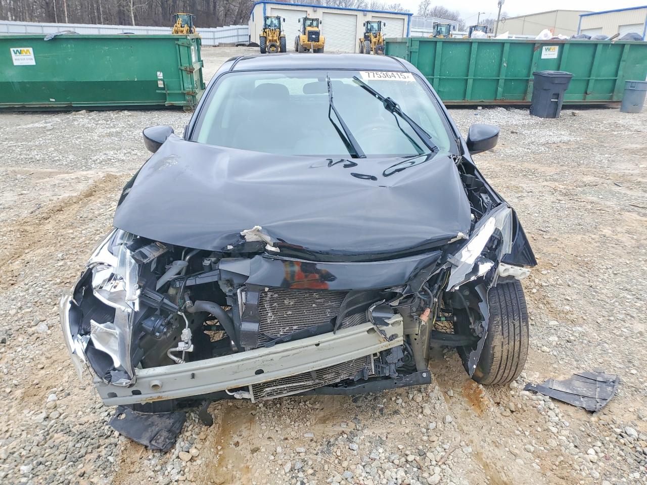 2018 NISSAN VERSA SV photo 13
