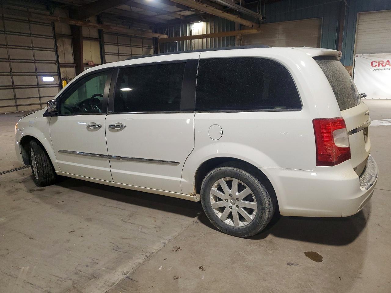 2012 CHRYSLER TOWN & COUNTRY TOURING L photo 3