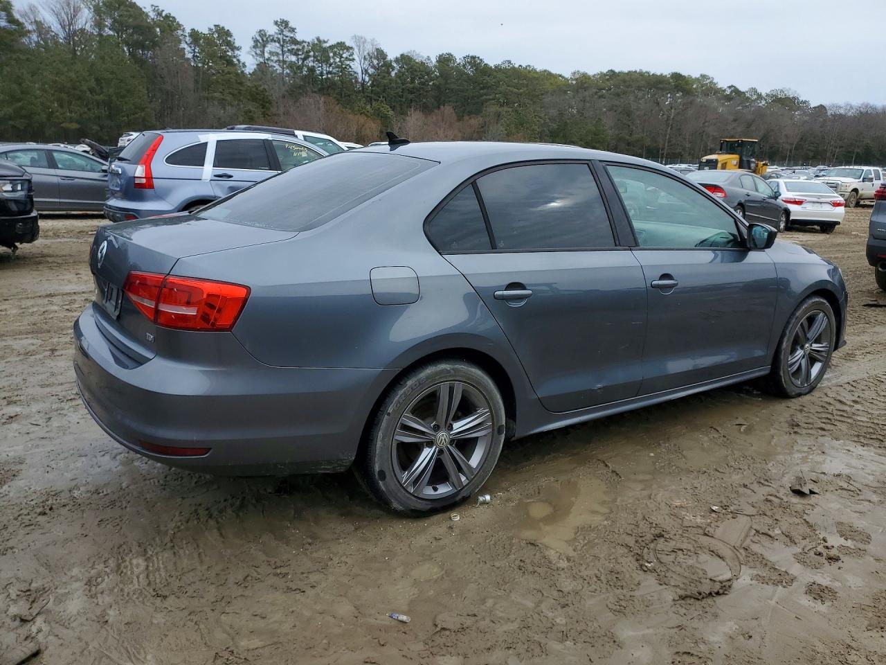 2015 VOLKSWAGEN JETTA TDI photo 7