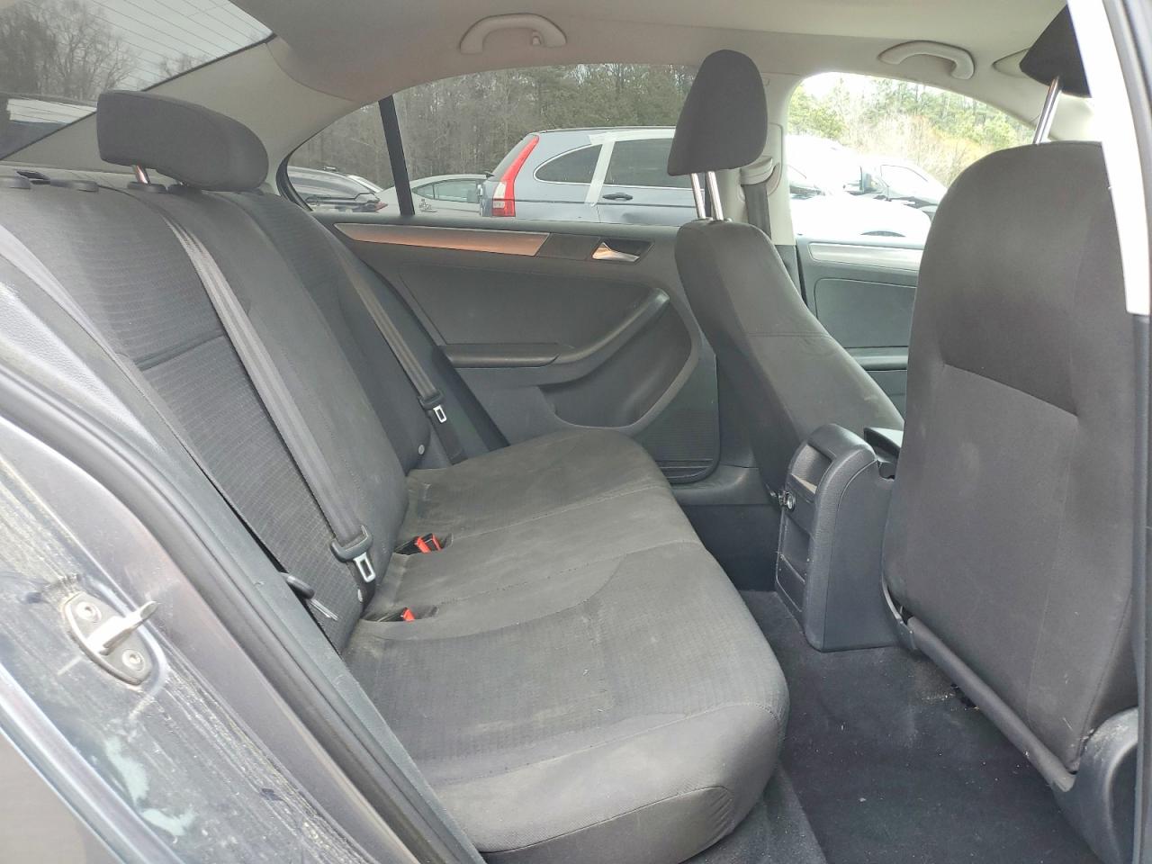 2015 VOLKSWAGEN JETTA TDI photo 28