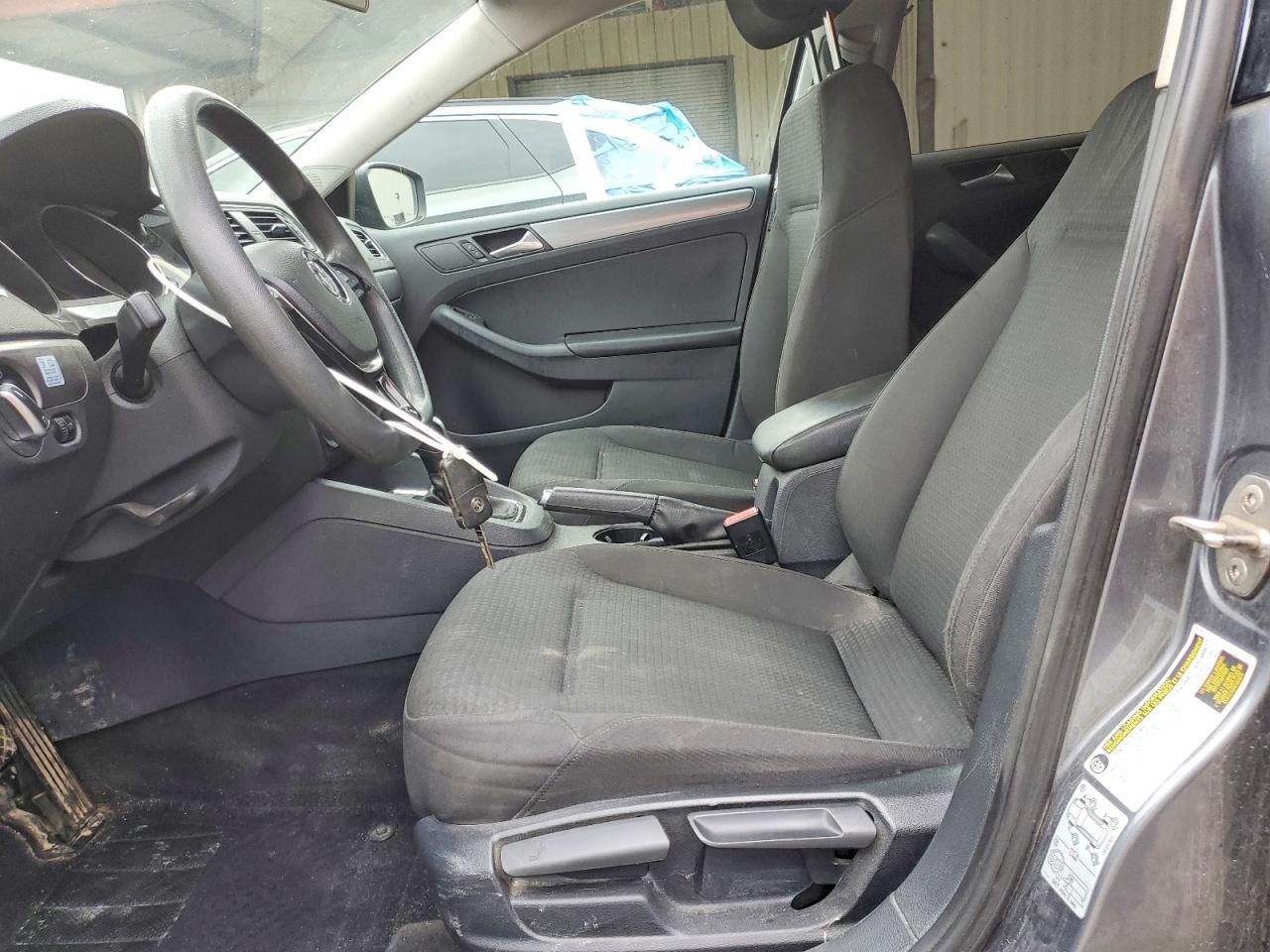 2015 VOLKSWAGEN JETTA TDI photo 19