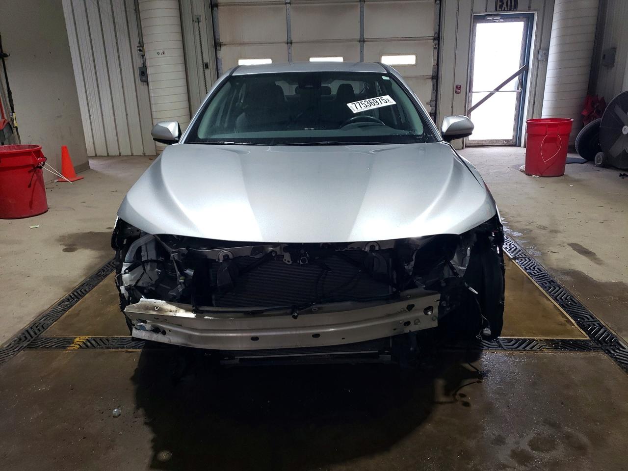 2021 TOYOTA CAMRY SE photo 5