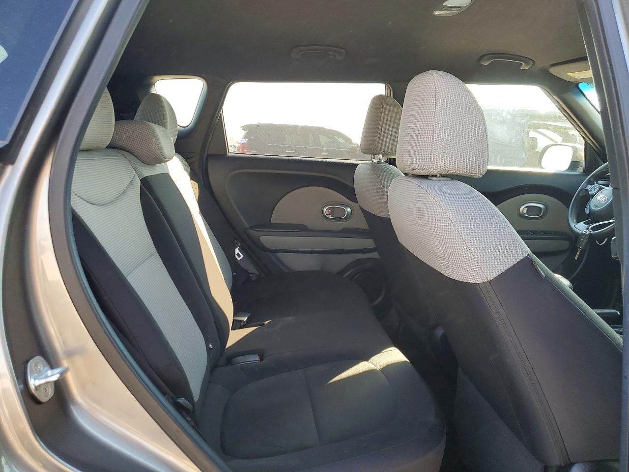 2017 KIA SOUL photo 21