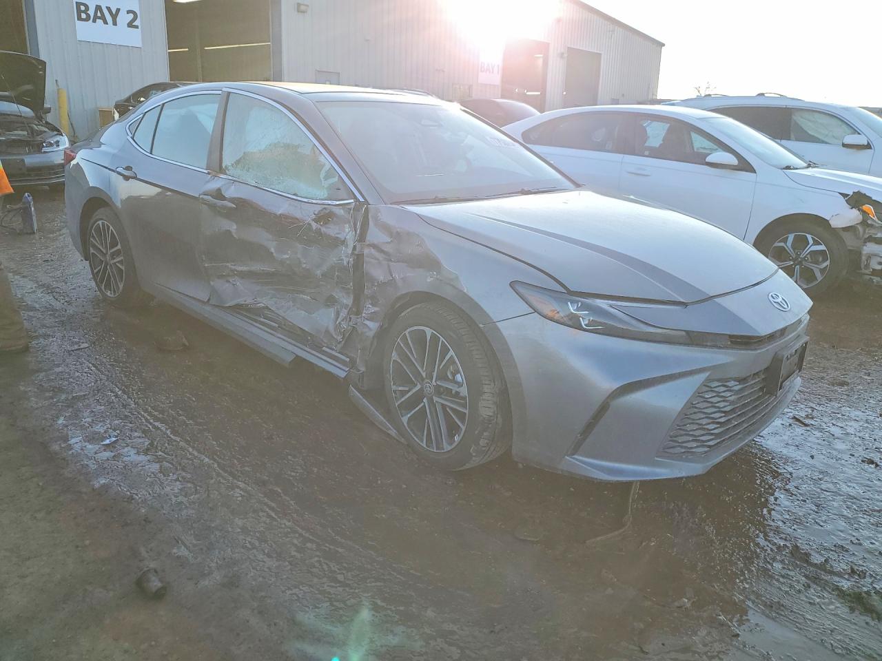2025 TOYOTA CAMRY XLE photo 4