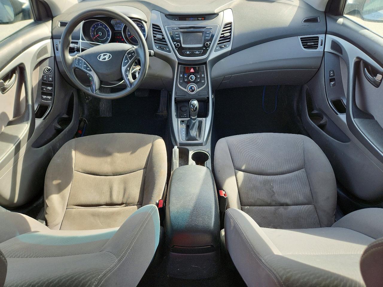 2015 HYUNDAI ELANTRA SE photo 22
