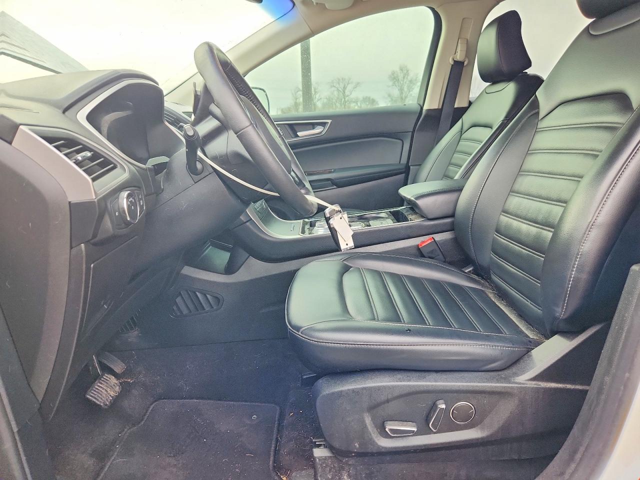 2019 FORD EDGE SEL photo 13