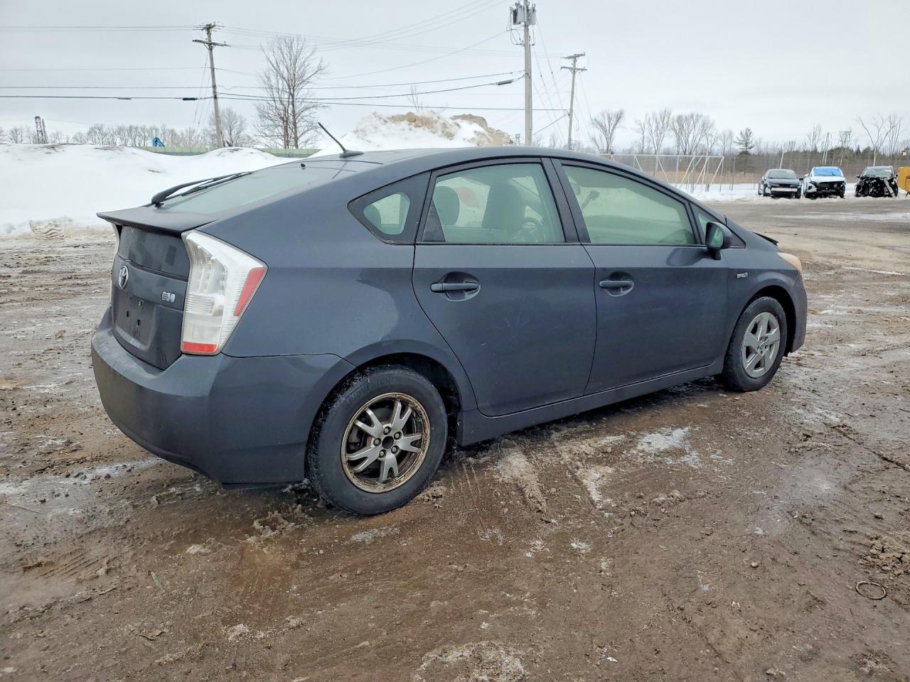 2010 TOYOTA PRIUS III photo 3
