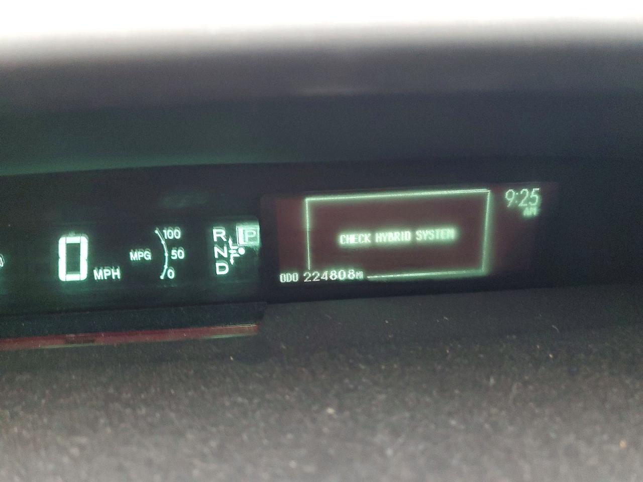 2010 TOYOTA PRIUS III photo 9