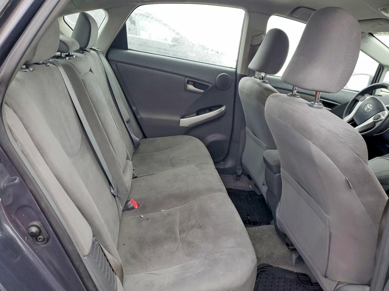 2010 TOYOTA PRIUS III photo 10