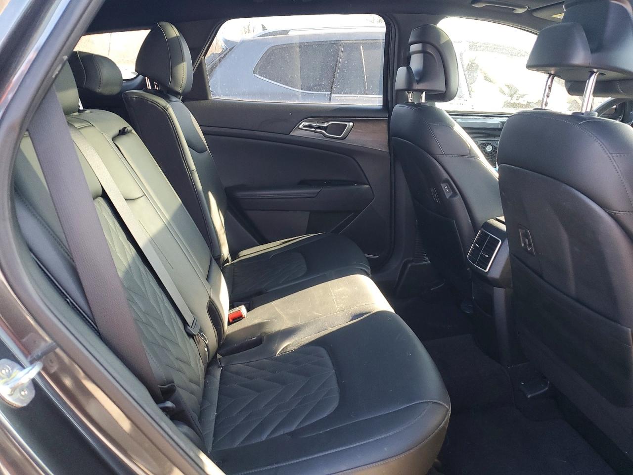 2023 KIA SPORTAGE X LINE photo 10