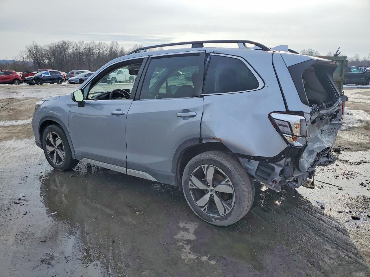 2020 SUBARU FORESTER TOURING photo 2