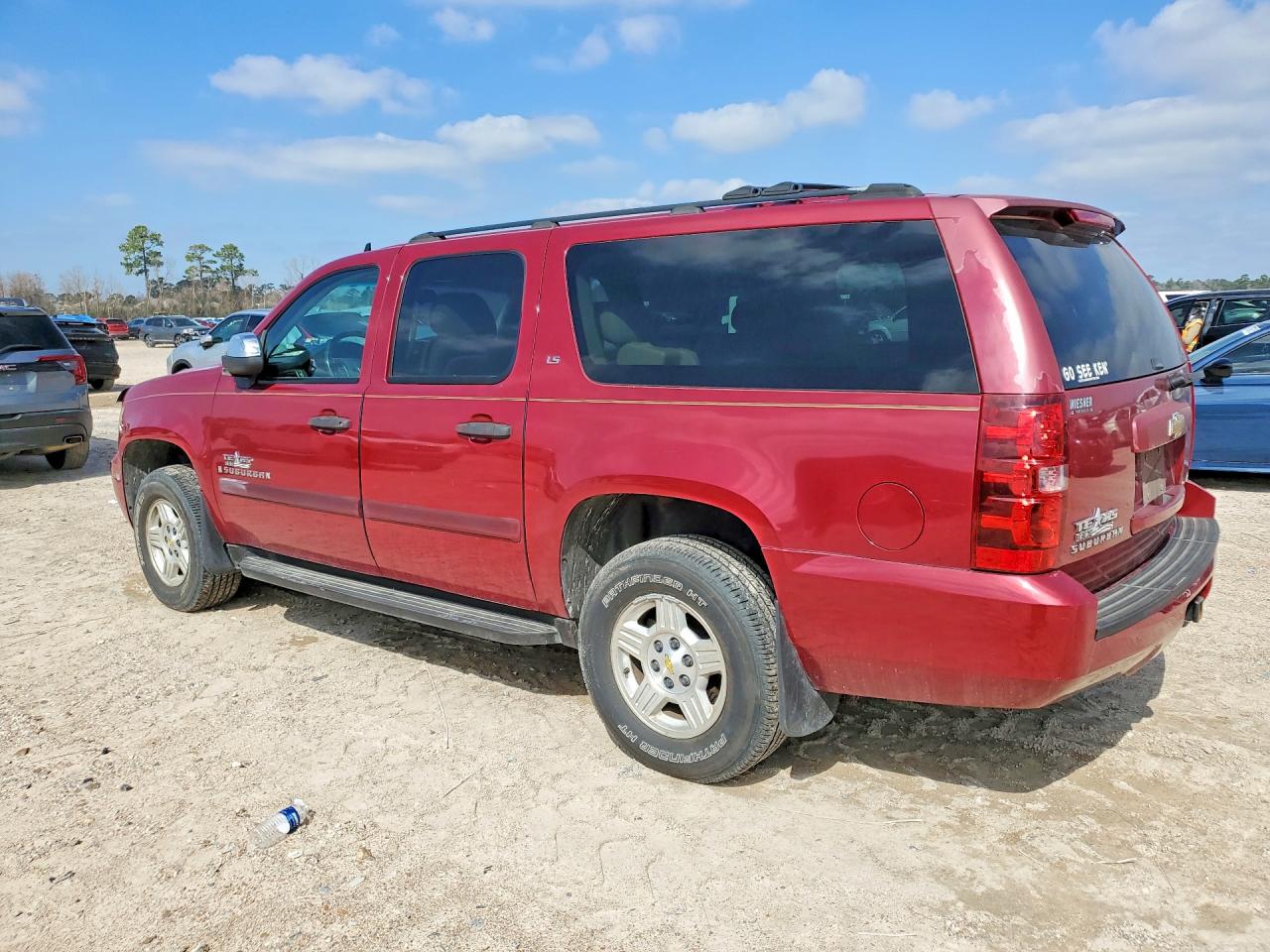2007 CHEVROLET SUBURBAN C1500 photo 2