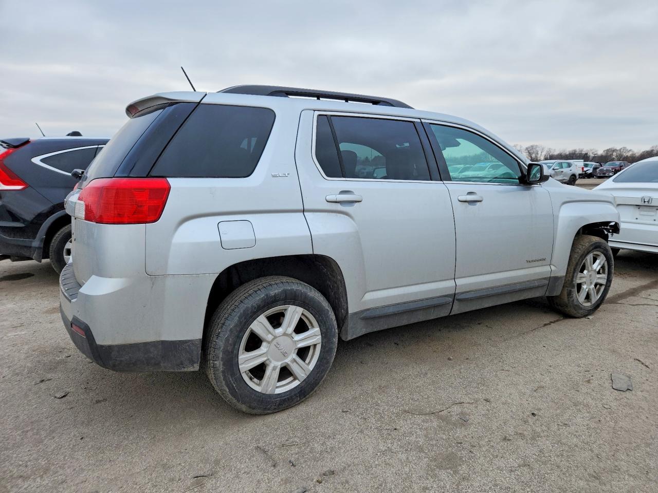 2015 GMC TERRAIN SLT photo 5