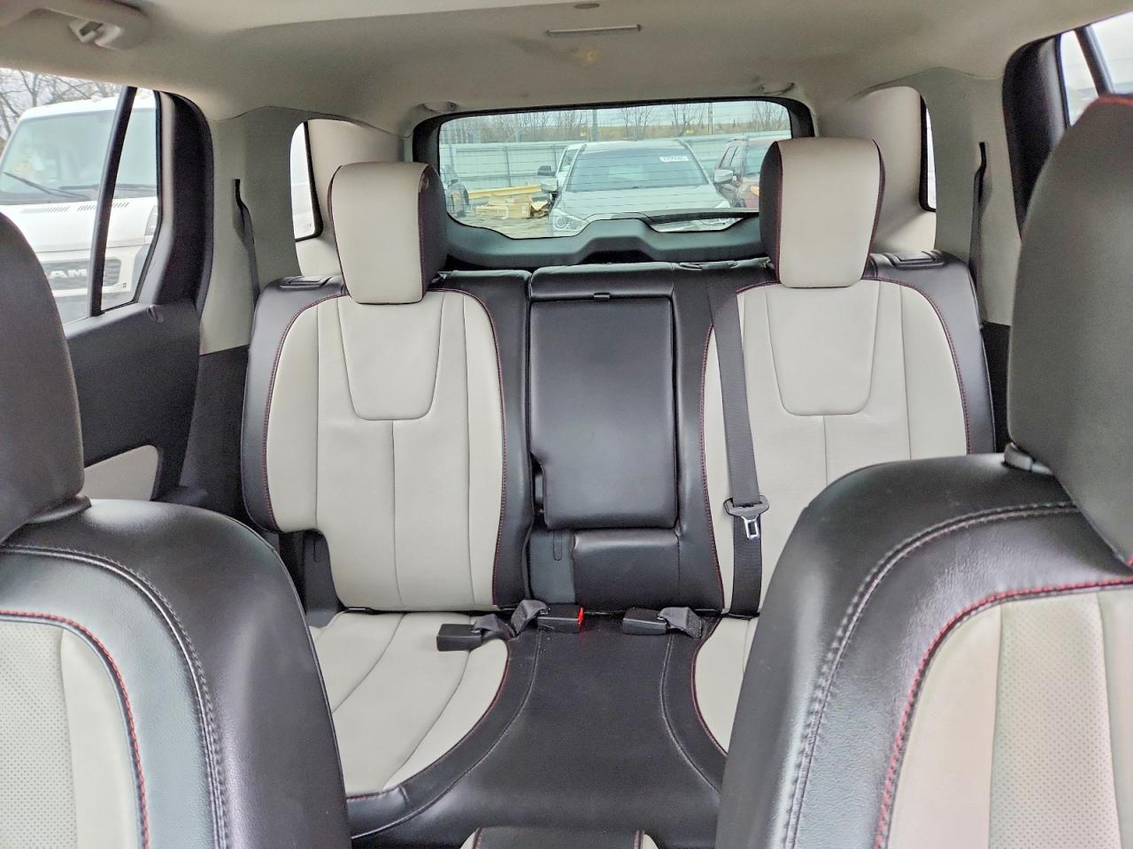 2015 GMC TERRAIN SLT photo 19