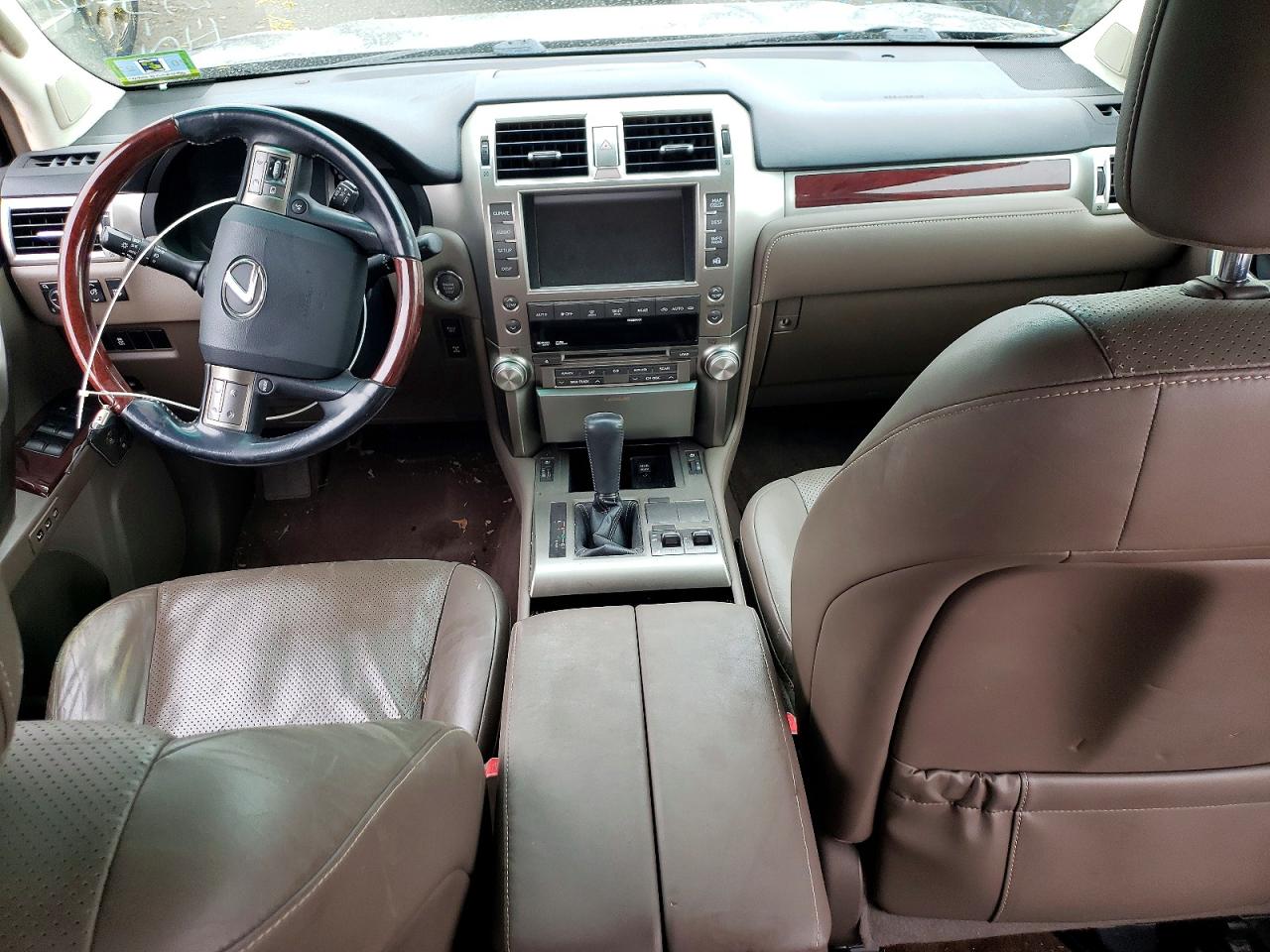 2010 LEXUS GX 460 photo 8