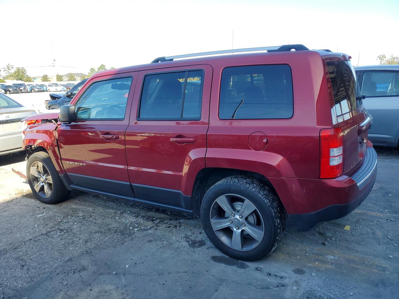 2017 JEEP PATRIOT LATITUDE photo 2