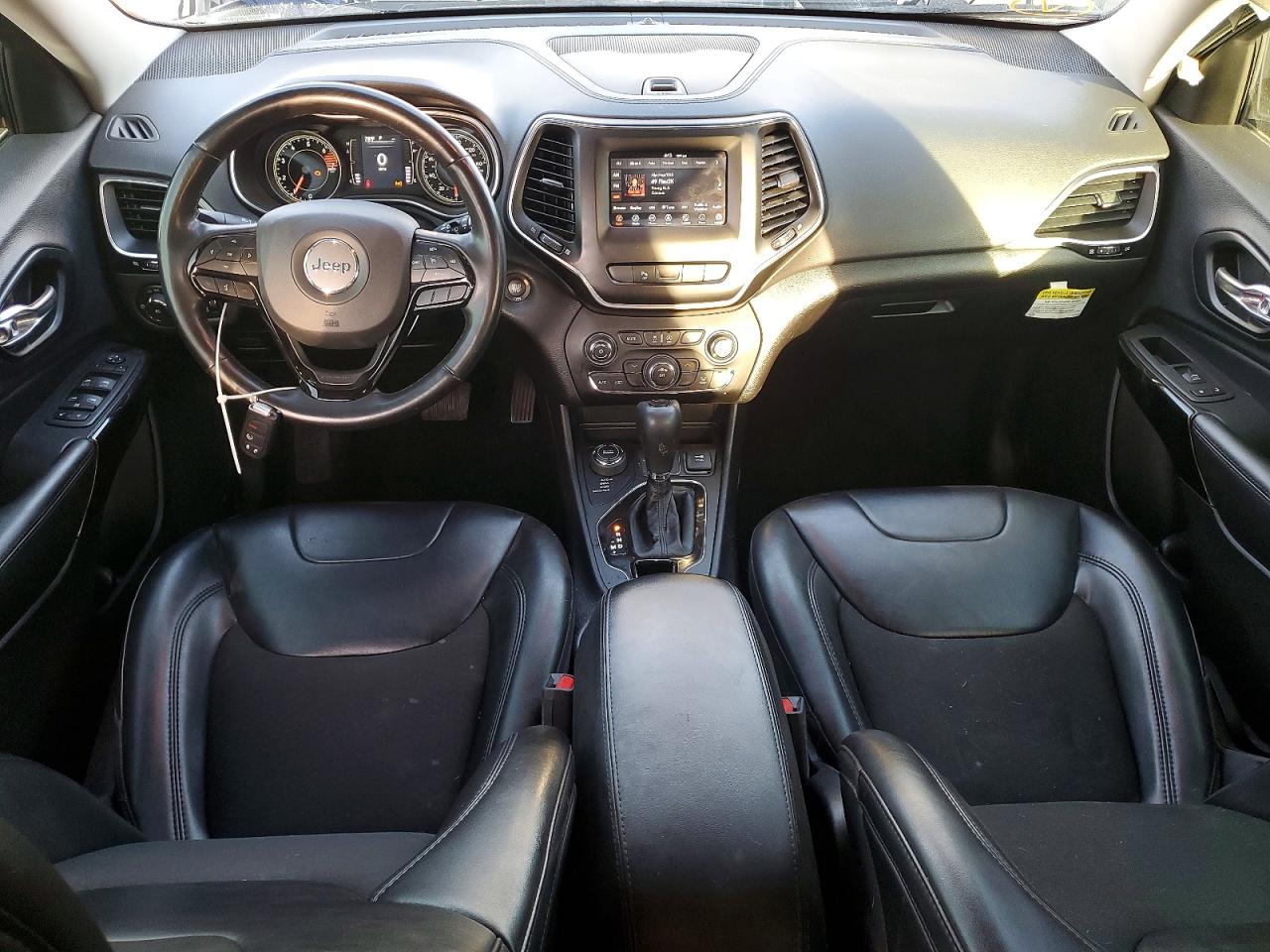 2021 JEEP CHEROKEE LATITUDE PLUS photo 15