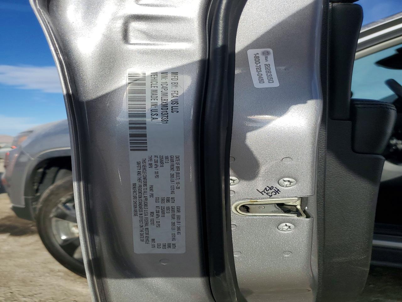 2021 JEEP CHEROKEE LATITUDE PLUS photo 25