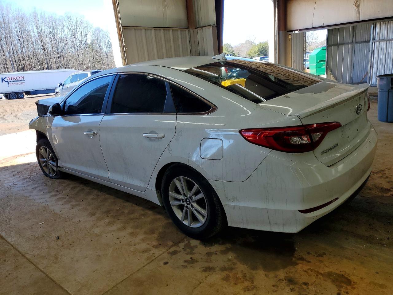 2015 HYUNDAI SONATA SE photo 4