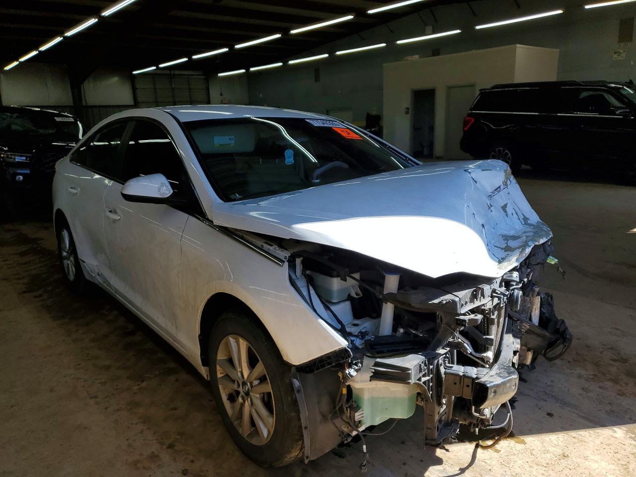 2015 HYUNDAI SONATA SE photo 10