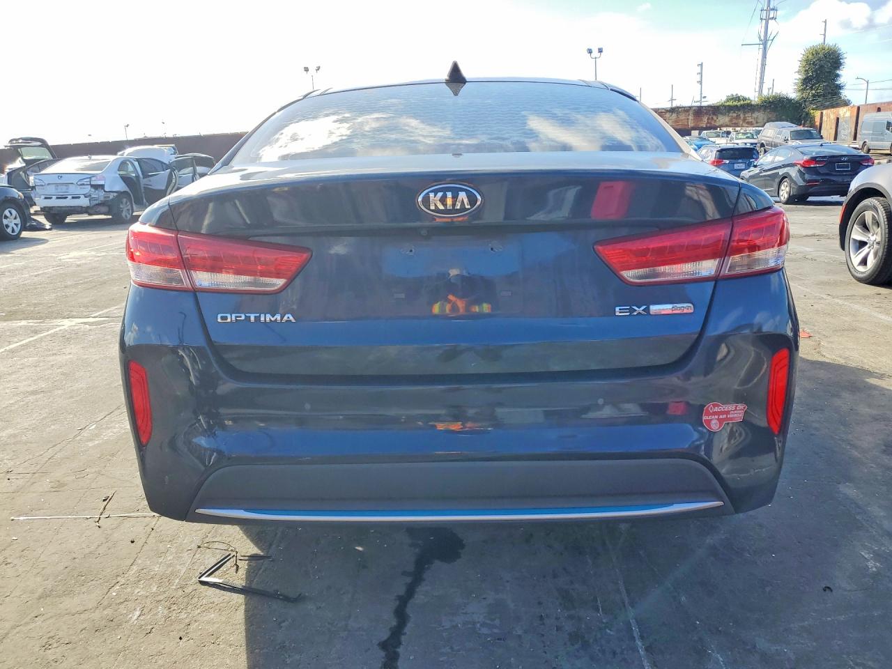 2018 KIA OPTIMA PLUG-IN HYBRID photo 11