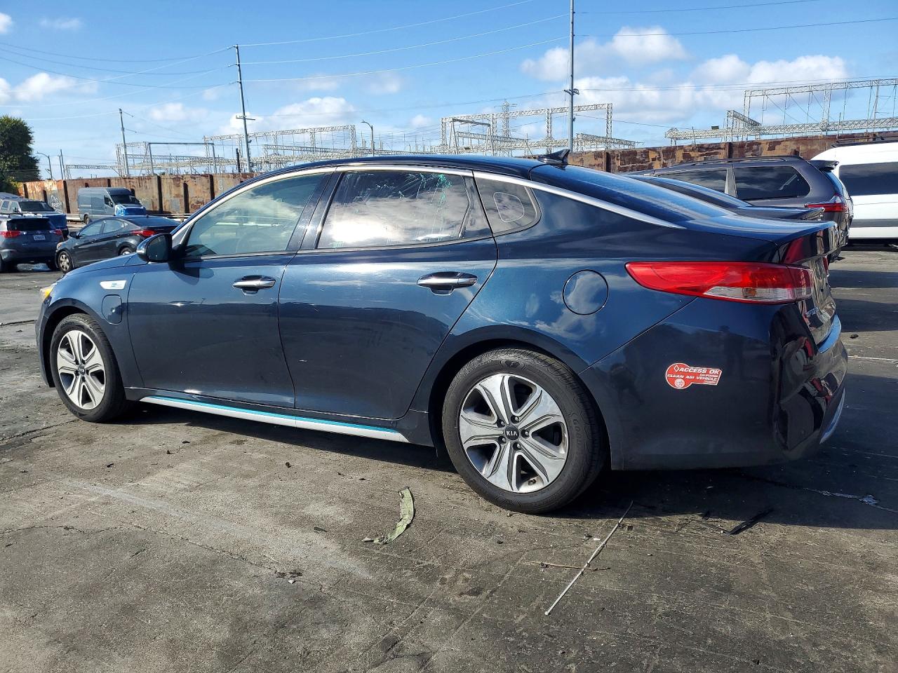 2018 KIA OPTIMA PLUG-IN HYBRID photo 3