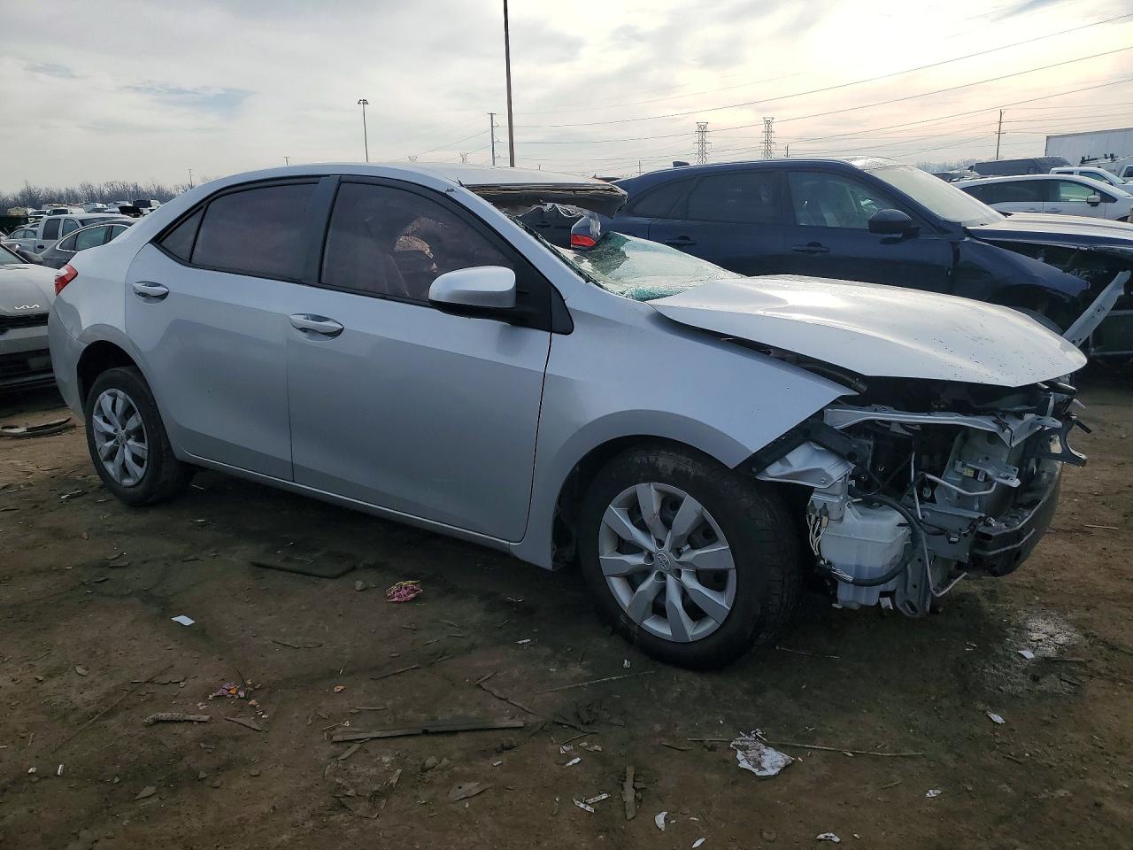 2014 TOYOTA COROLLA L photo 10