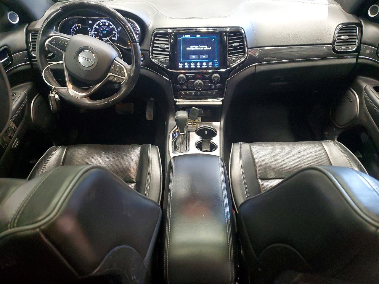 2019 JEEP GRAND CHEROKEE OVERLAND photo 8