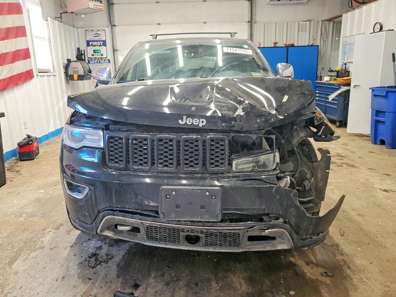 2019 JEEP GRAND CHEROKEE OVERLAND photo 5