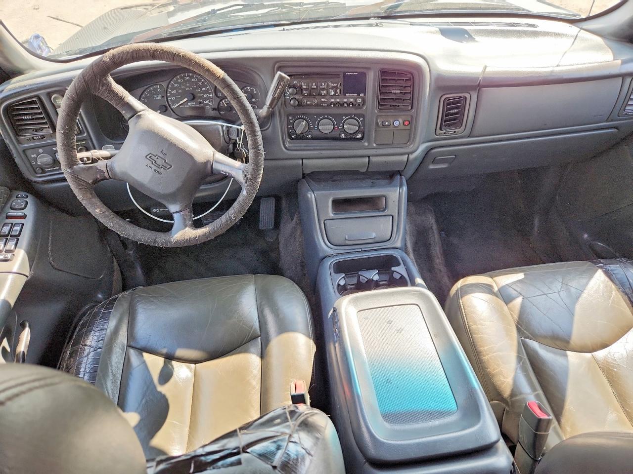 2002 CHEVROLET AVALANCHE K1500 photo 8