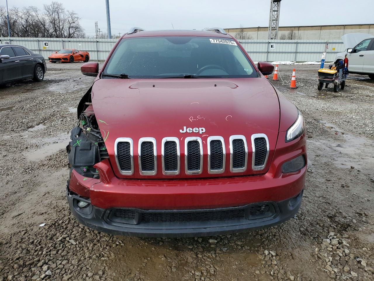 2015 JEEP CHEROKEE LATITUDE photo 5