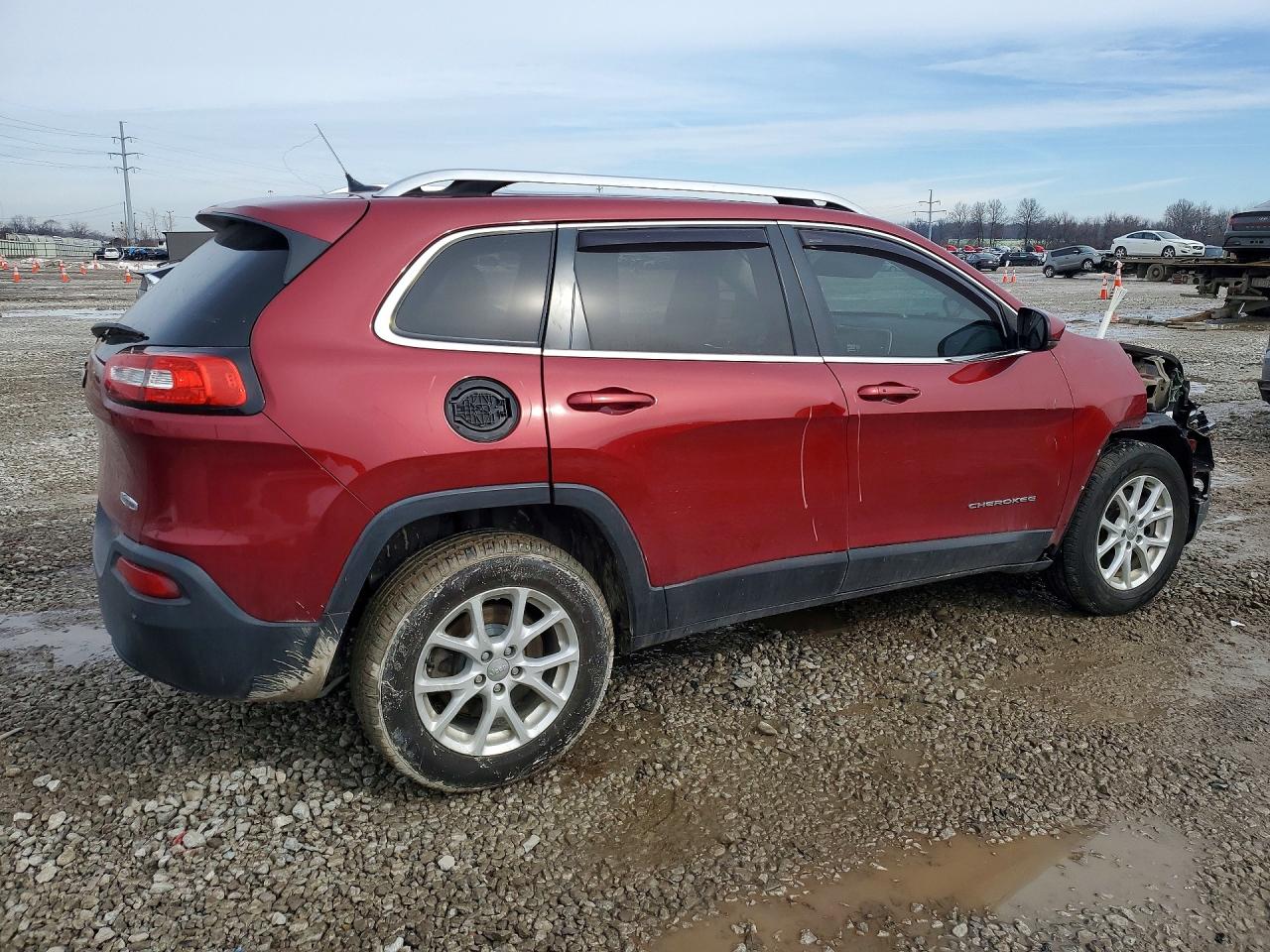 2015 JEEP CHEROKEE LATITUDE photo 3