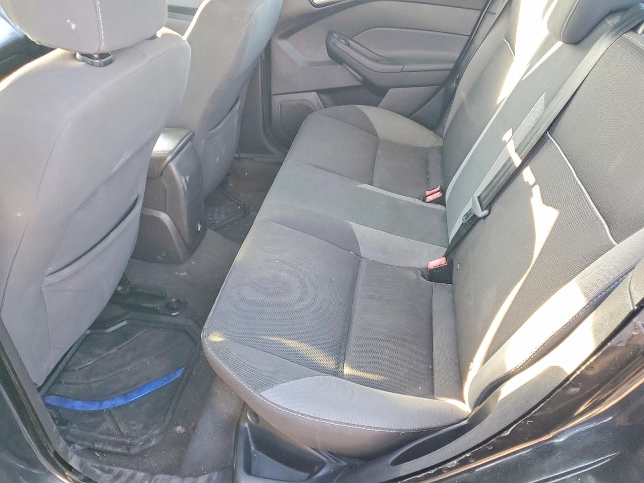 2013 FORD FOCUS SE photo 28