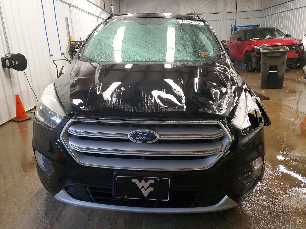 2018 FORD ESCAPE SE photo 5