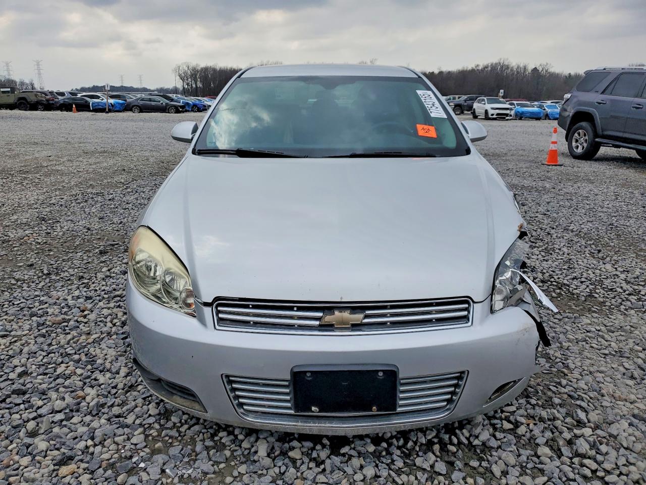 2010 CHEVROLET IMPALA LT photo 5