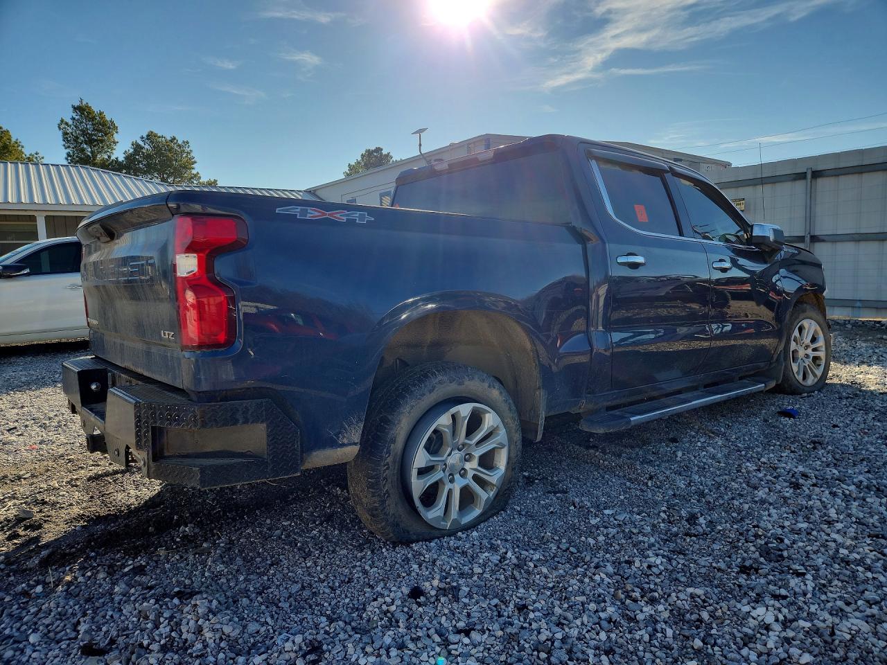 2023 CHEVROLET SILVERADO K1500 LTZ photo 5
