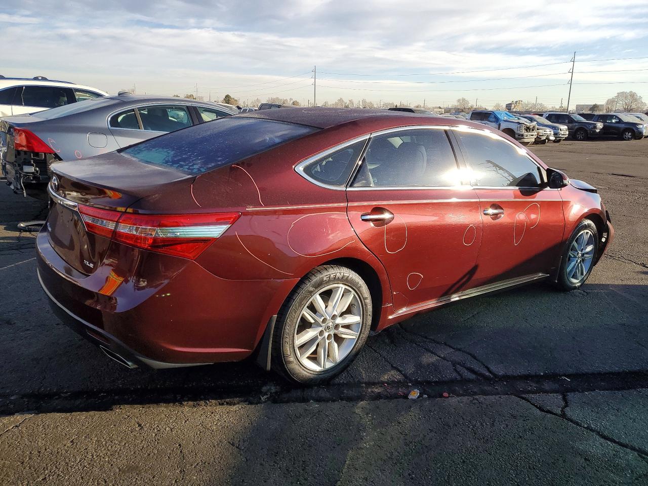 2013 TOYOTA AVALON BASE photo 3