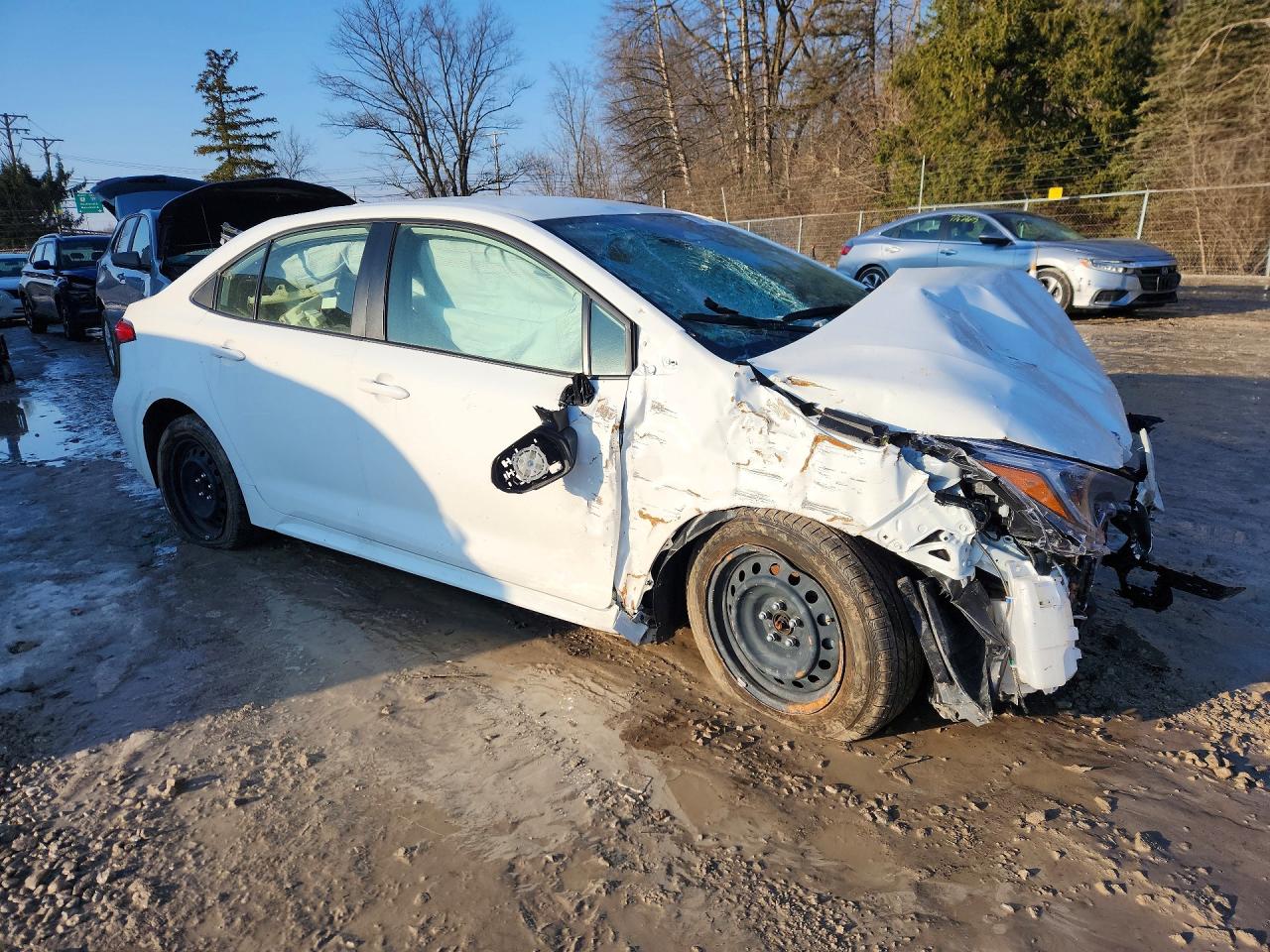 2024 TOYOTA COROLLA LE photo 4