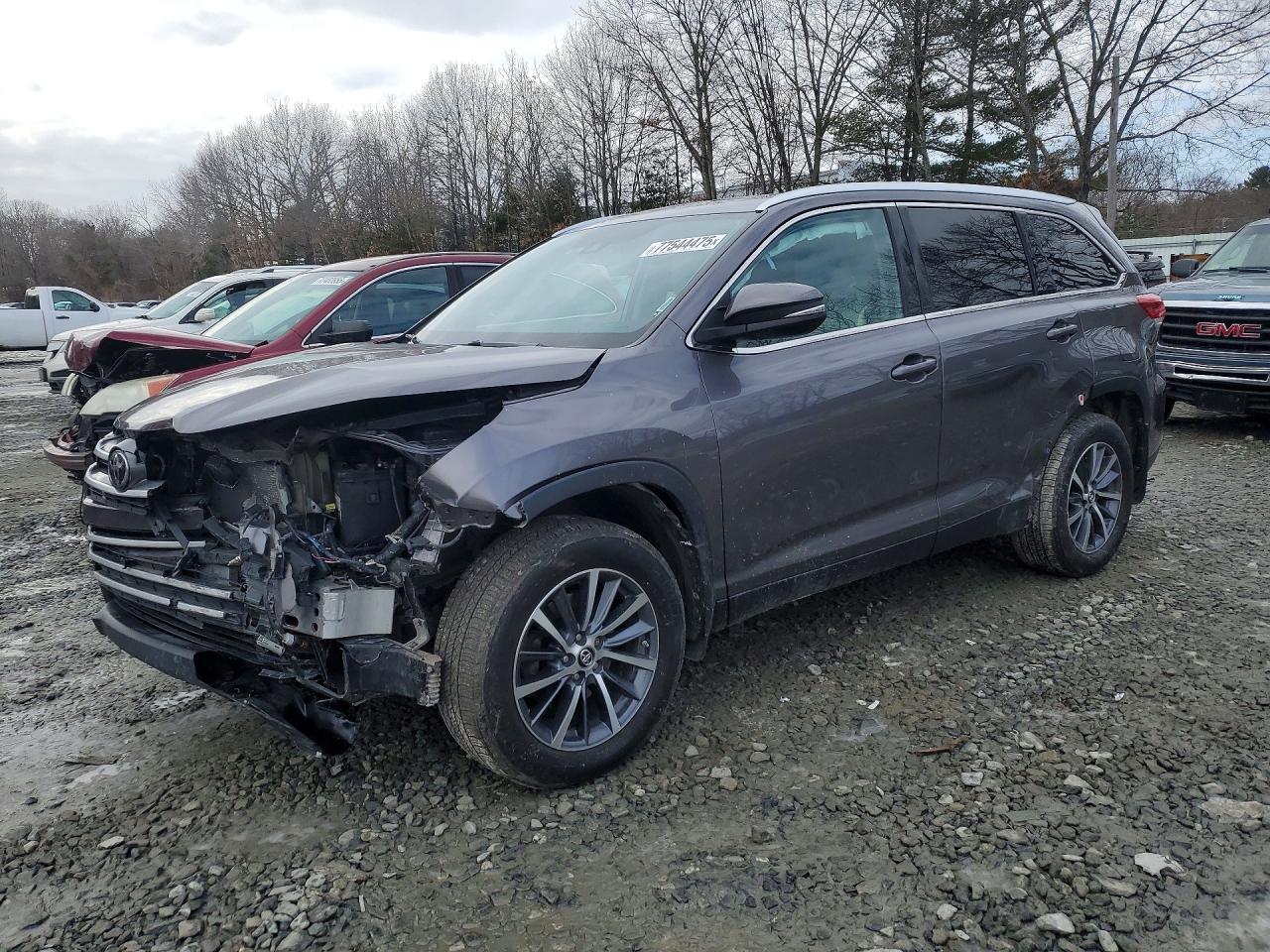 2019 TOYOTA HIGHLANDER